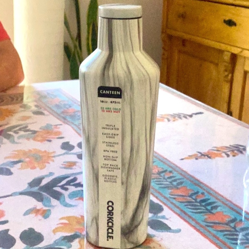 Corkcicle Canteen